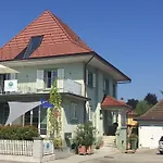 Hopfengruen Bed & Breakfast 3*
